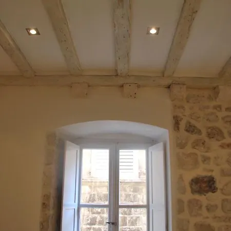 Laurus Dubrovnik