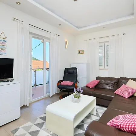 Apartman Laurus